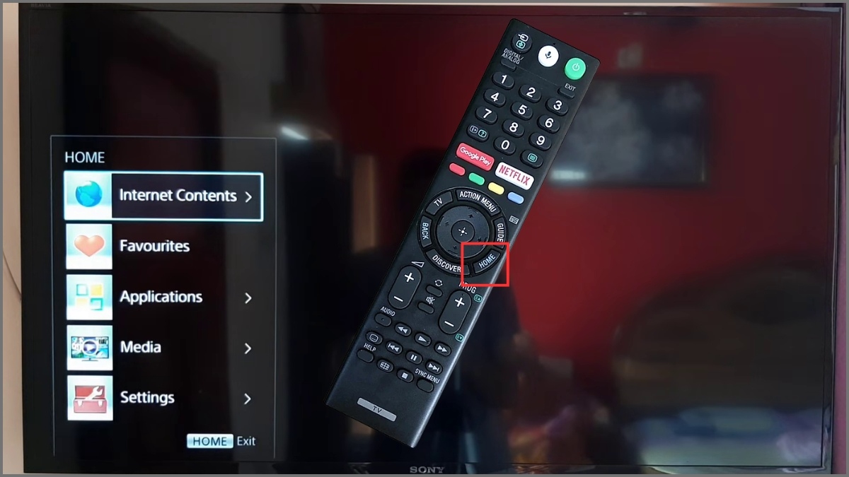 Bấm nút Home trên remote sửa tivi sony không vào được youtube đời cũ.