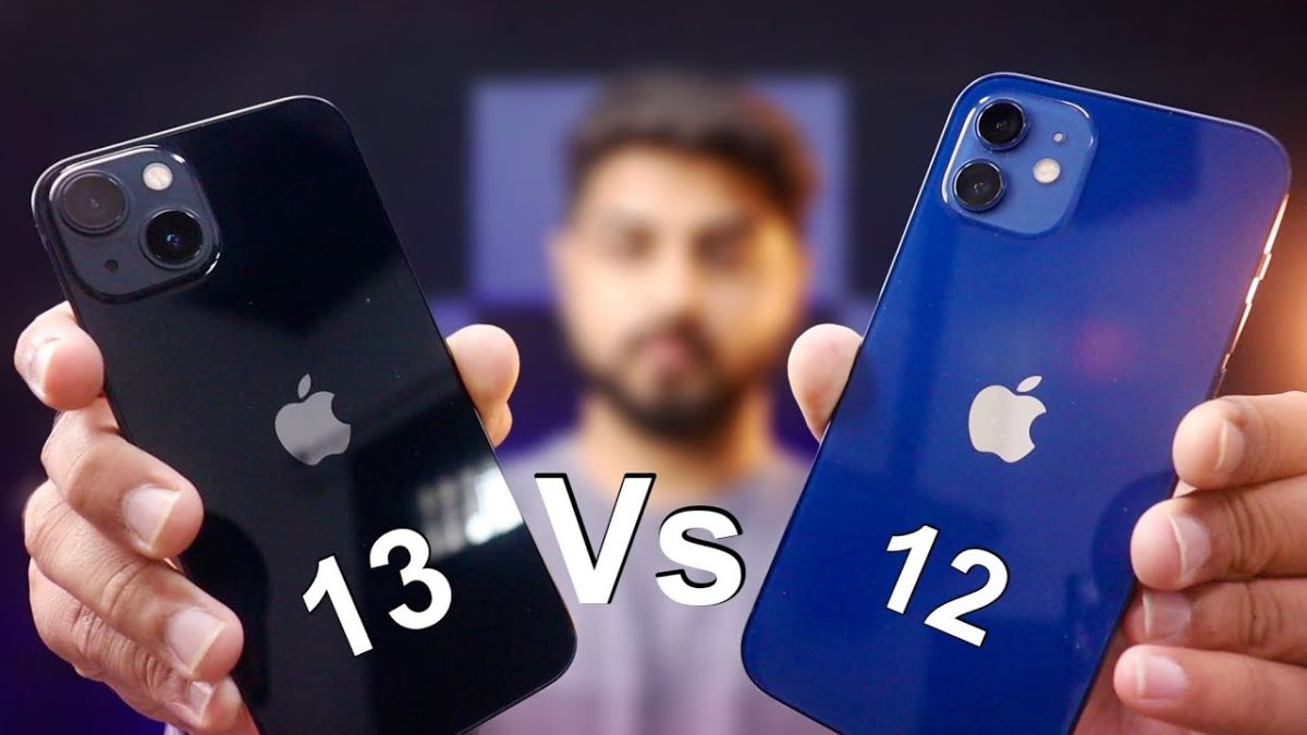 So sánh thiết kế cầm nắm thực tế cùng trọng lượng iphone 13 pro max trên tay.