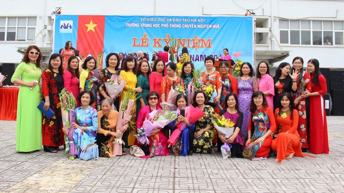 20/11 học sinh có được nghỉ không, có cần học bù không?