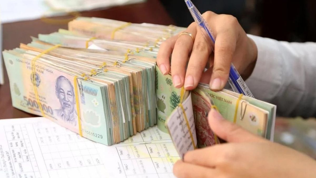 1/9 có được nhân lương không? Mức phạt nếu doanh nghiệp không trả đủ lương