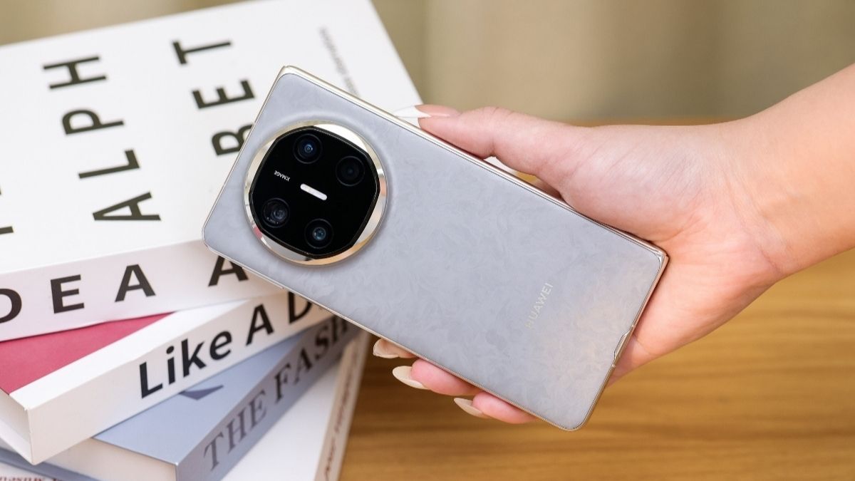 Điện thoại gập Huawei Mate X6