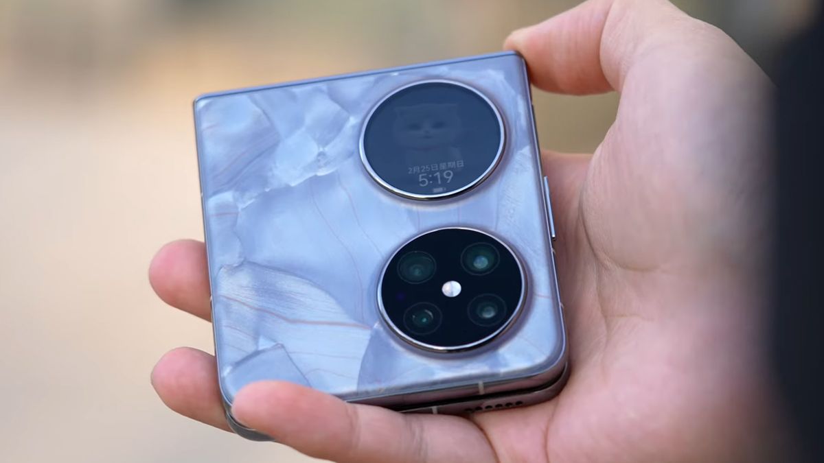 Điện thoại gập Huawei Pocket 2