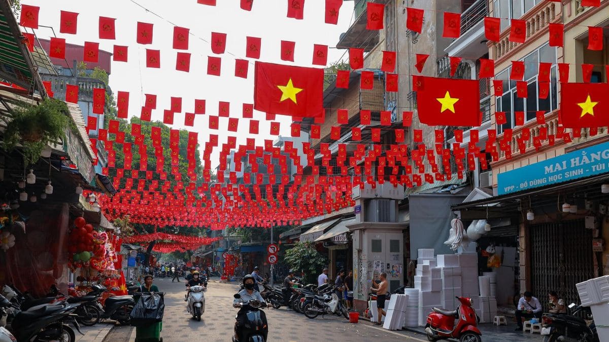 Hà Nội 2/9 có bắn pháo hoa không? Kinh nghiệm di chuyển