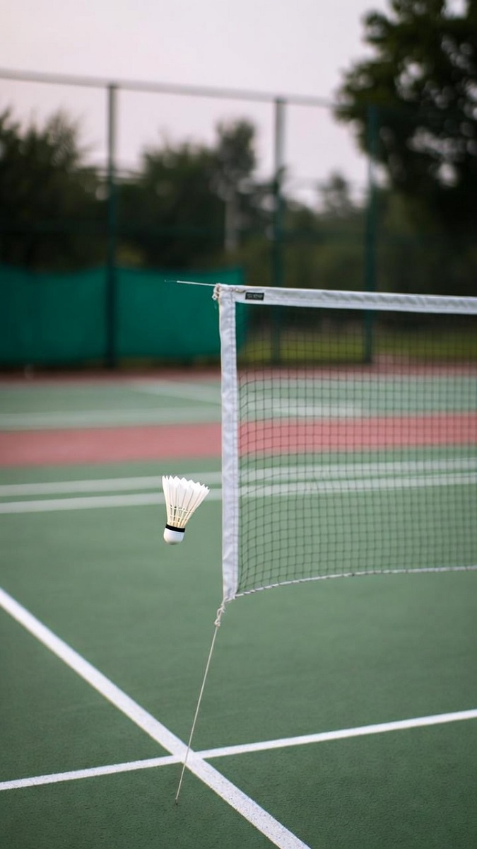 Hình nền cầu lông đang rơi