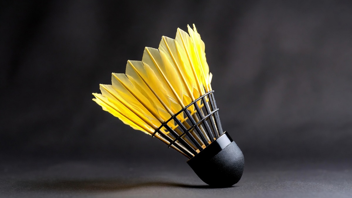 Hình nền cầu lông màu vàng