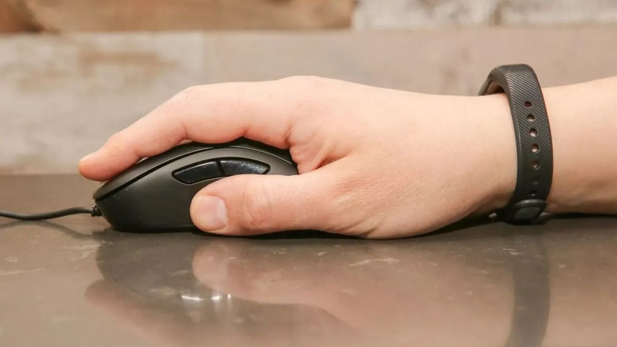 Cách sử dụng chuột máy tính - Di chuột