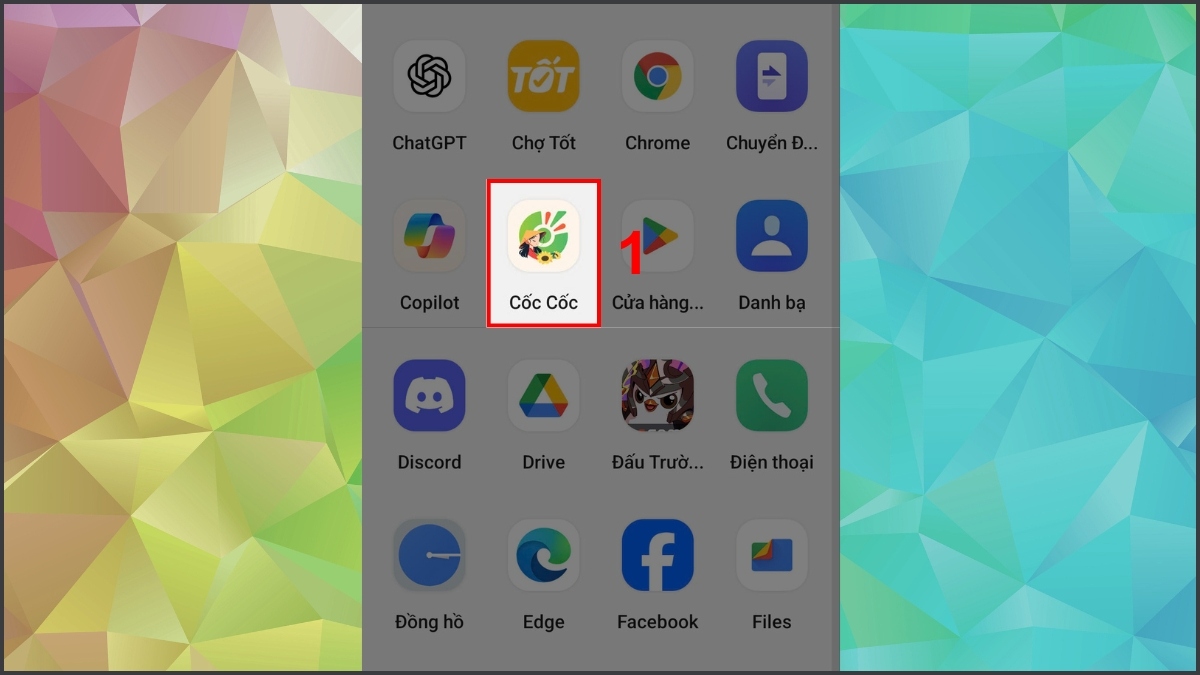 Cách tải video từ Facebook về điện thoại trên Cốc Cốc bước 1