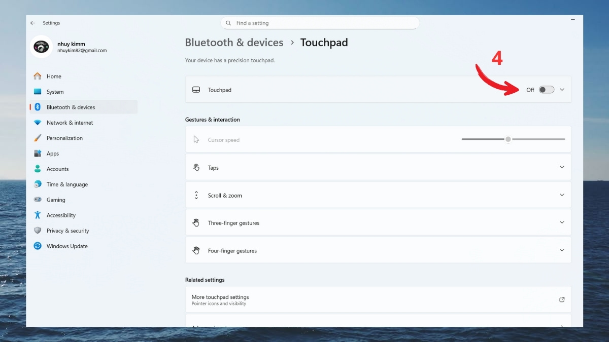 Sửa lỗi chuột máy tính tự di chuyển - Tắt Touchpad trong Settings