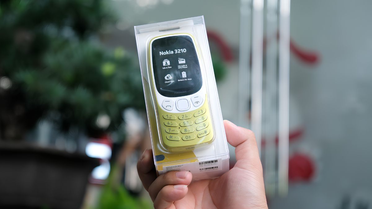 Điện thoại bàn phím có Wifi 4G - Nokia 3210 4G