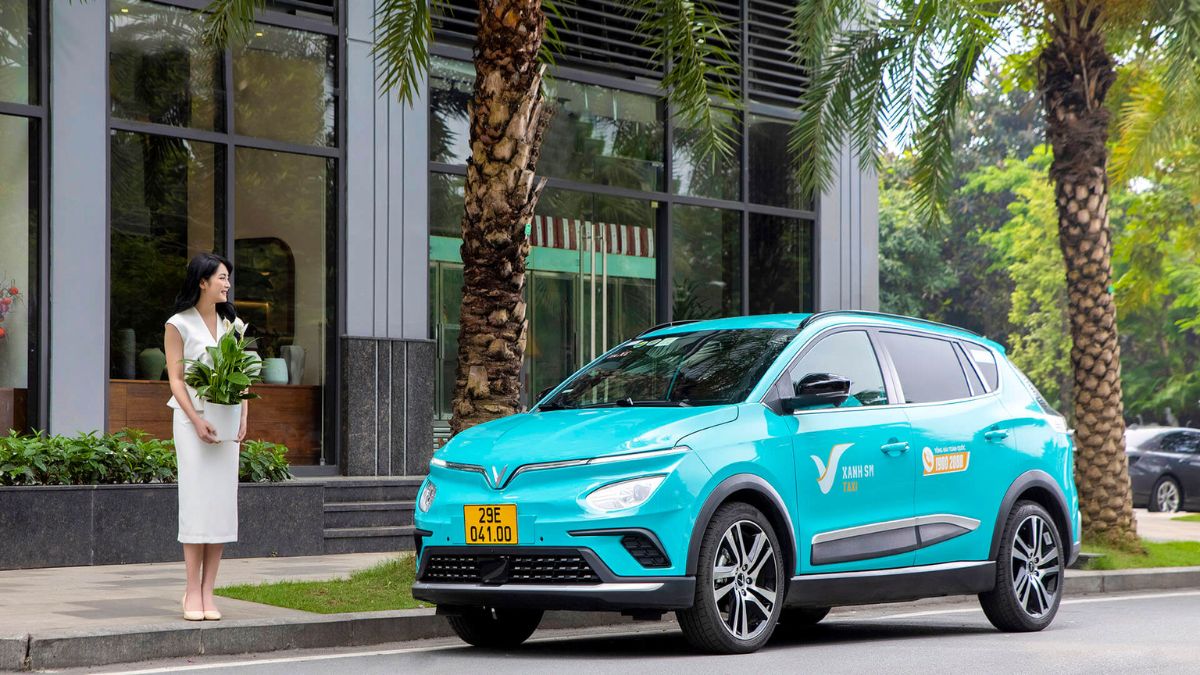 Giá taxi Xanh SM bao nhiêu tiền 1km tại Hà Nội - VFe34