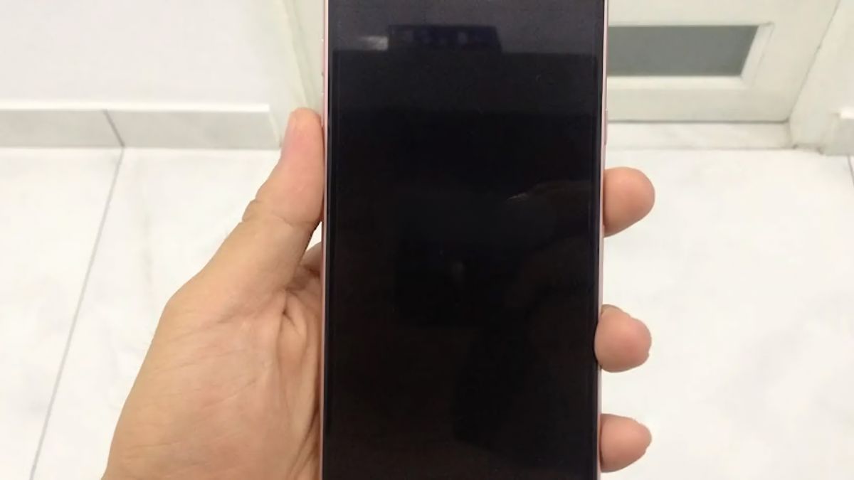 Dấu hiệu nhận biết lỗi hệ thống Android - Màn hình đen