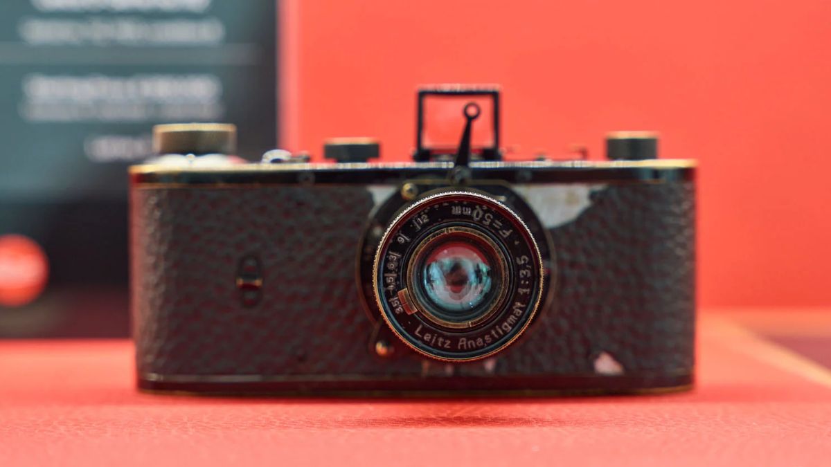 Máy ảnh đắt nhất thế giới - Leica 0-Series No.122