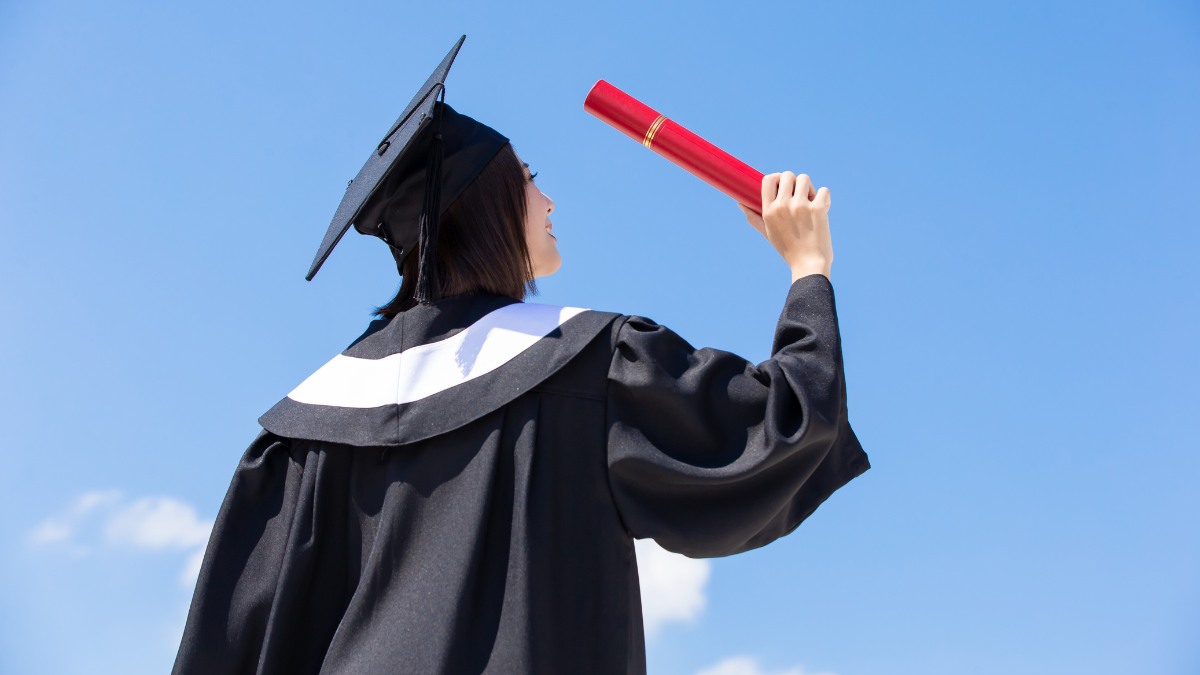 Những ngày tặng quà cho người yêu - Ngày lễ tốt nghiệp