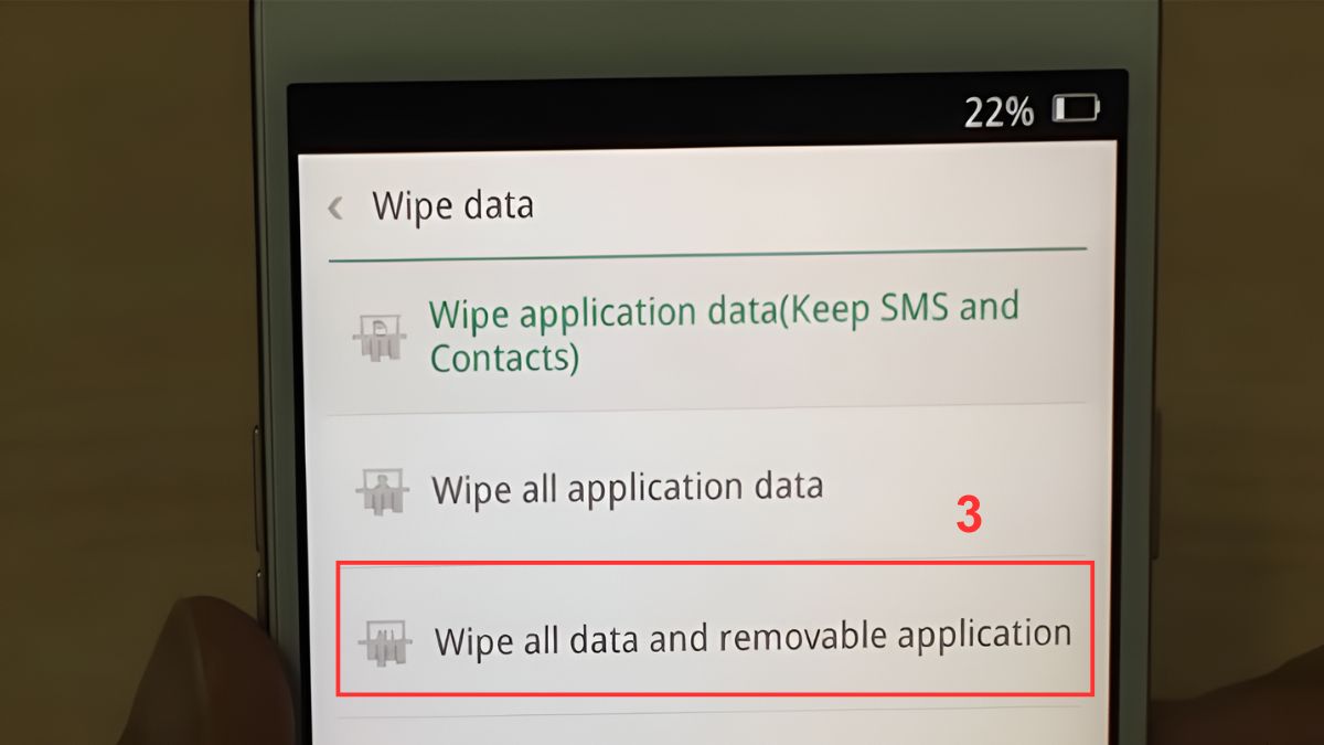 Sửa lỗi Oppo bị lỗi Select Language - Xóa dữ liệu bước 3