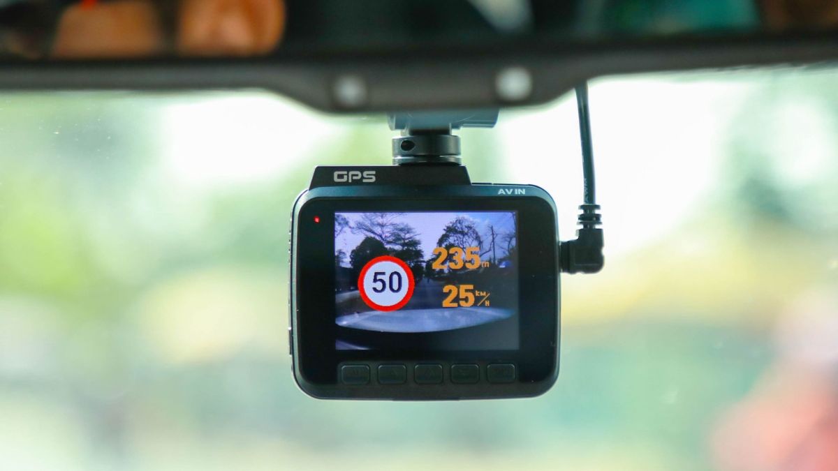 Quà tặng 19/11 - Camera hành trình