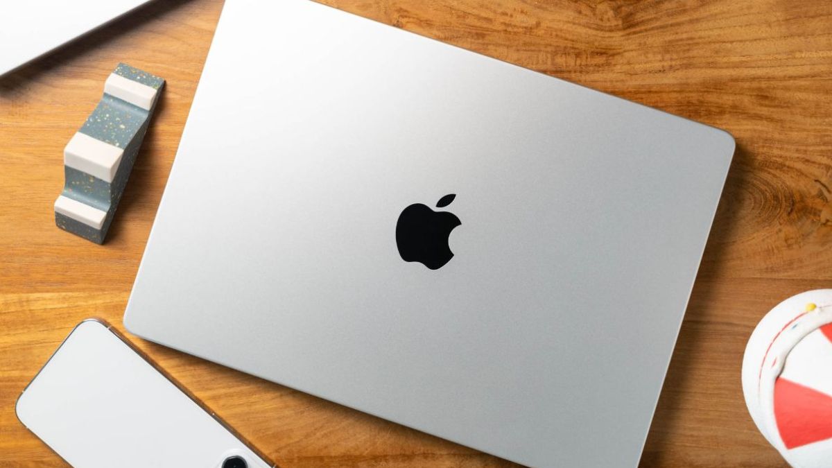 Quà tặng 19/11 - Máy tính, Macbook