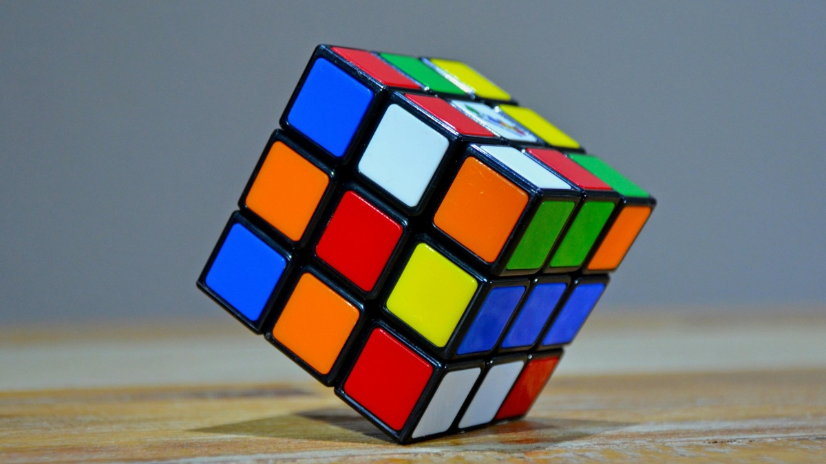 Tặng quà 19/11 cho học sinh - Đồ chơi trí tuệ