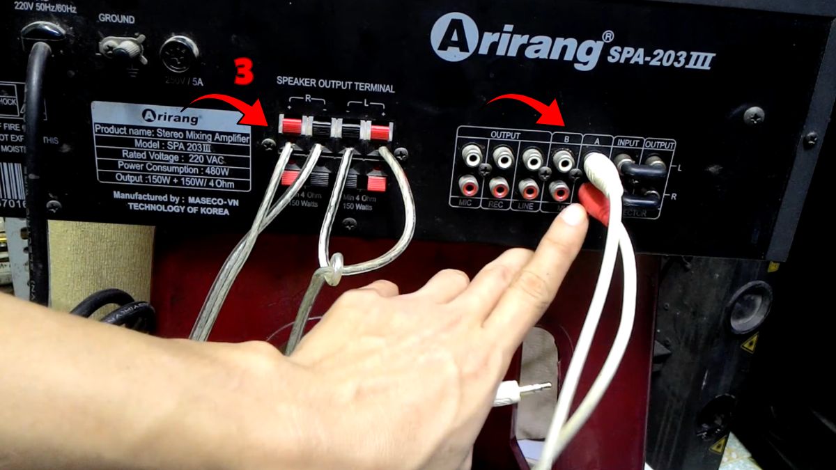 cách đấu loa vào amply bước 3