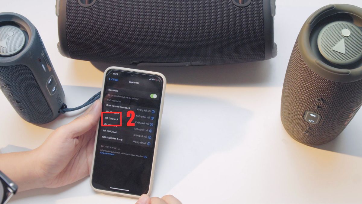 Cách sử dụng loa Bluetooth JBL để kết nối nhiều loa bước 2