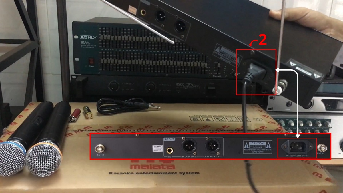 Cách kết nối đầu thu với hệ thống âm thanh bước 2