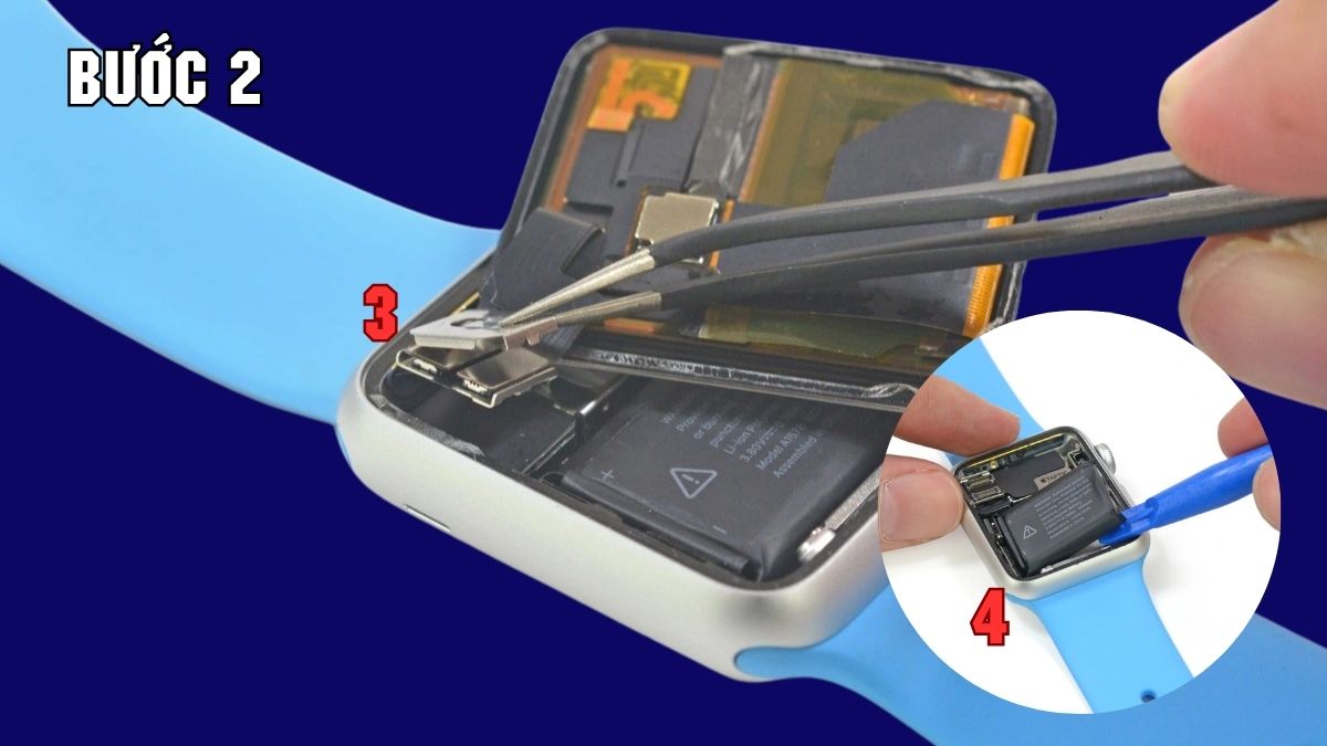 Cách thay pin đồng hồ thông minh bước 2