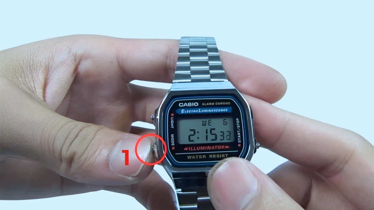 Cách cài đặt báo thức trên đồng hồ đeo tay điện tử 3 nút bước 1