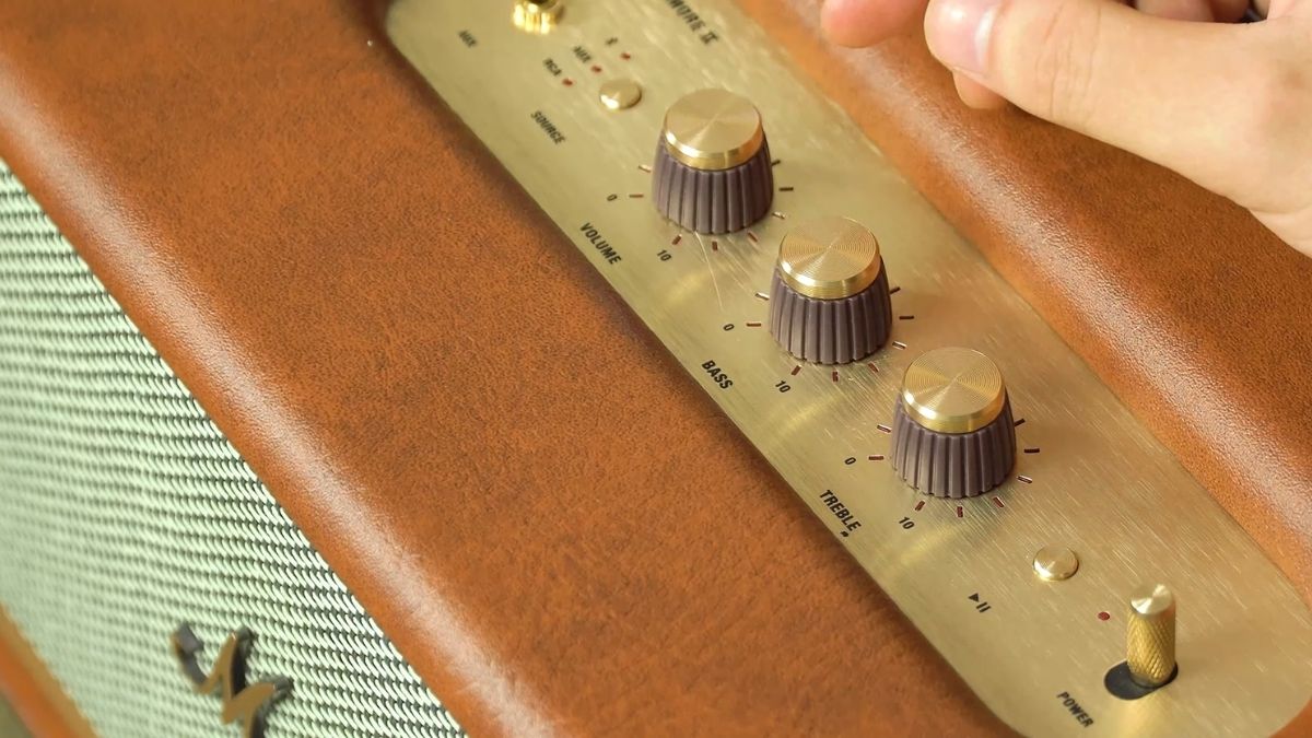 Chỉnh EQ trên loa Marshall Stanmore II