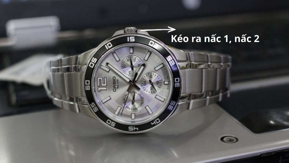 Cách chỉnh đồng hồ 6 kim 1 nút