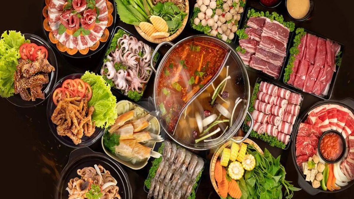 Lẩu ấm cúng gắn kết các thành viên