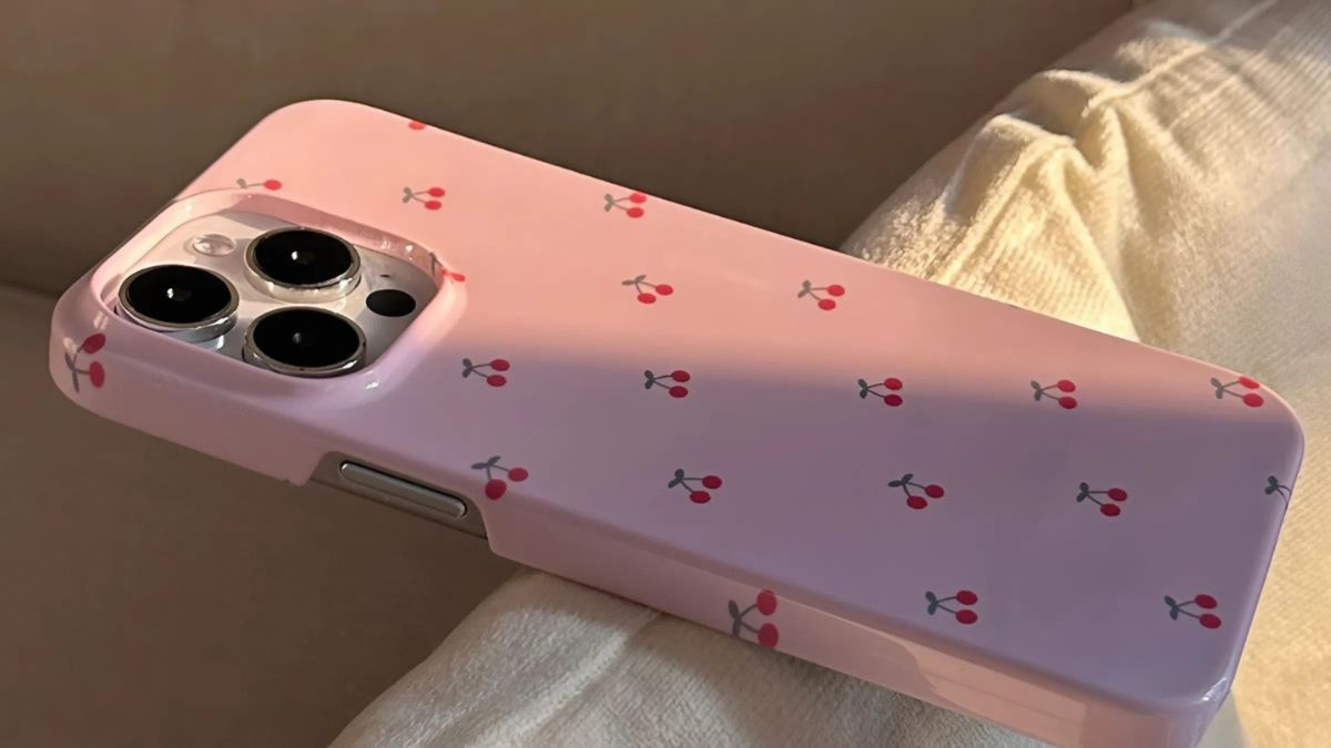 Phân tích chi tiết ốp lưng nhựa cứng