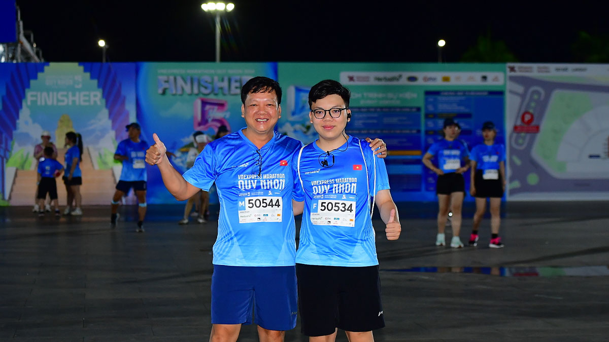 Giải chạy VnExpress Marathon Quy Nhơn 2025 đầy màu