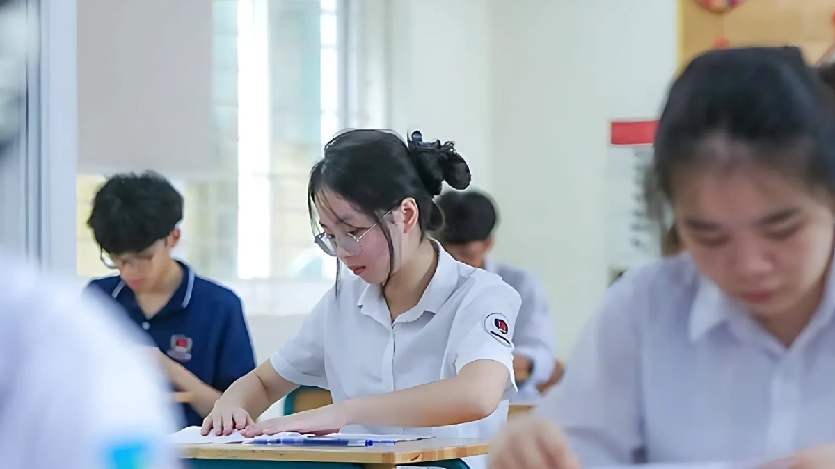 Tính điểm tốt nghiệp nhanh gọn.