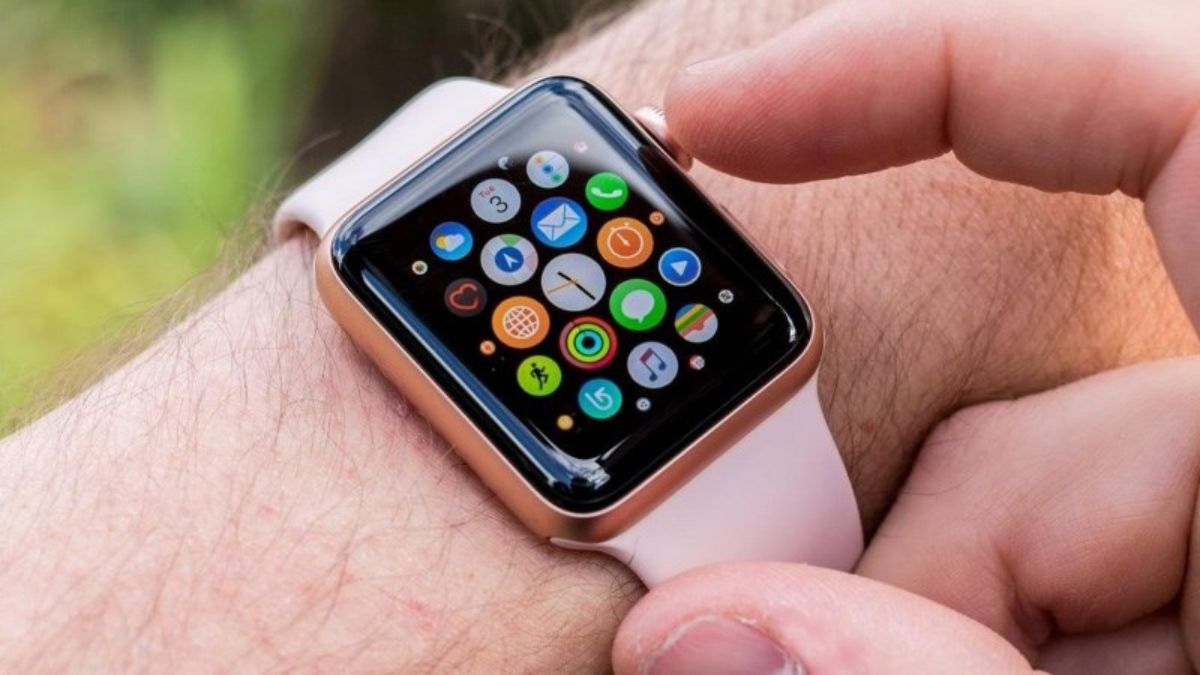 Khởi động lại khi Apple Watch không hiện thông báo 