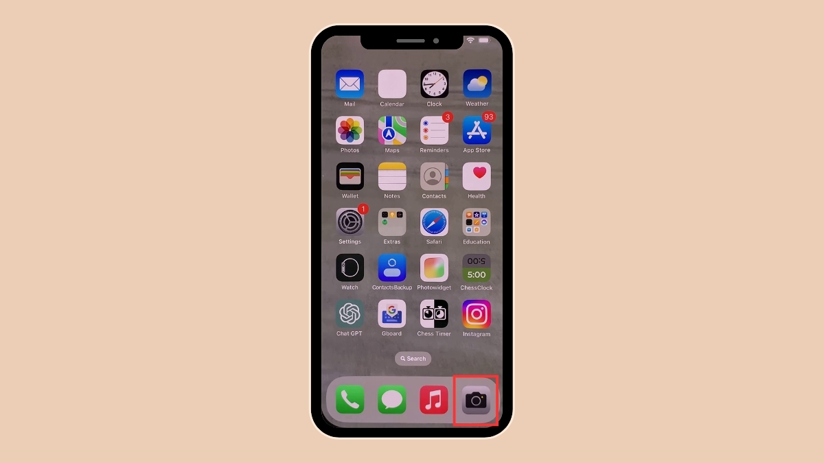 Khóa AE/AF để kiểm soát tiêu điểm trên camera iPhone 12 Pro Max - bước 1