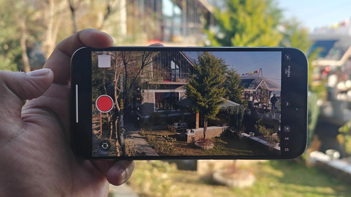 Ứng dụng hỗ trợ chỉnh camera iPhone 15 Pro Max chụp đẹp hơn