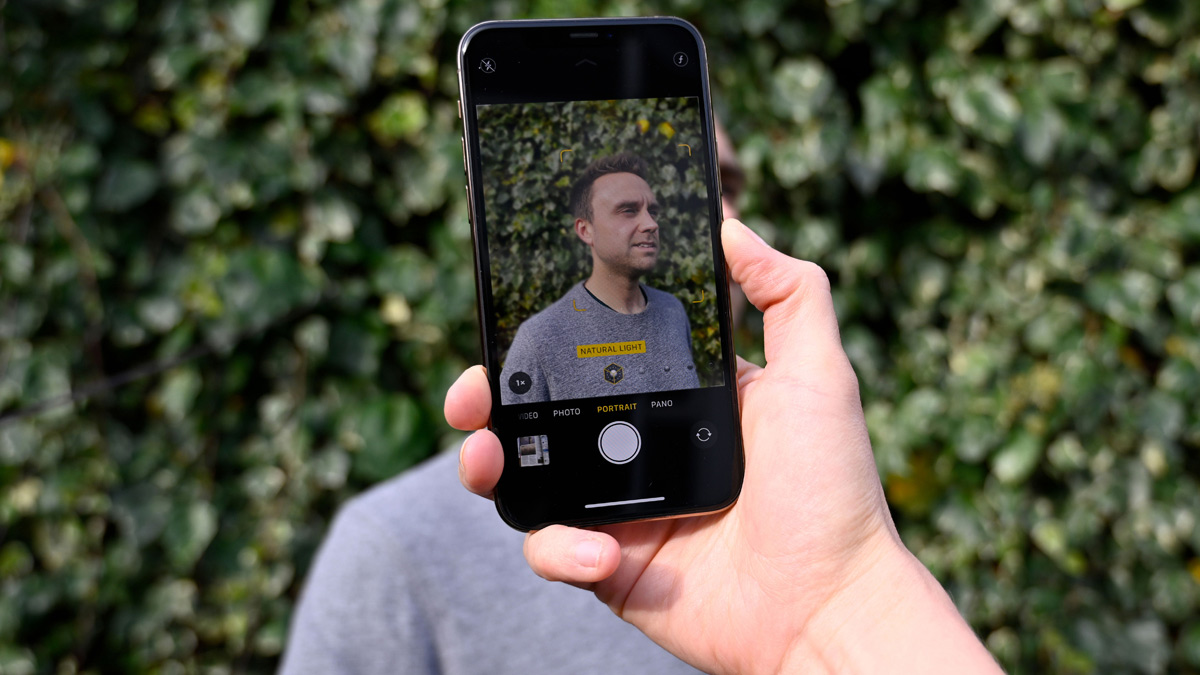 Mẹo chụp ảnh xoá phông đẹp trên iPhone