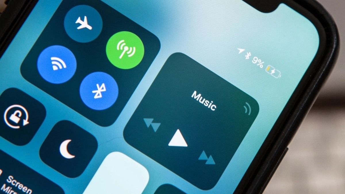 Ý nghĩa màu pin trên iPhone