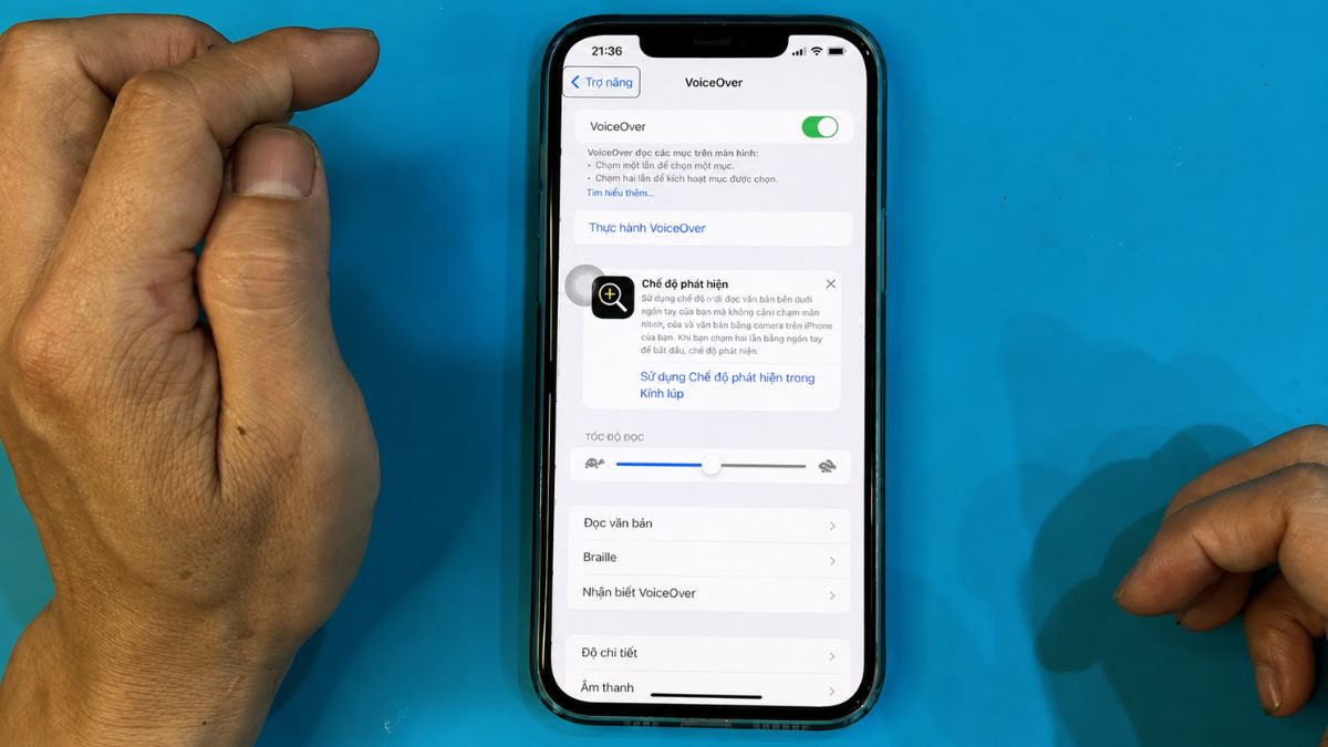 Chế độ TalkBack không có trên iOS
