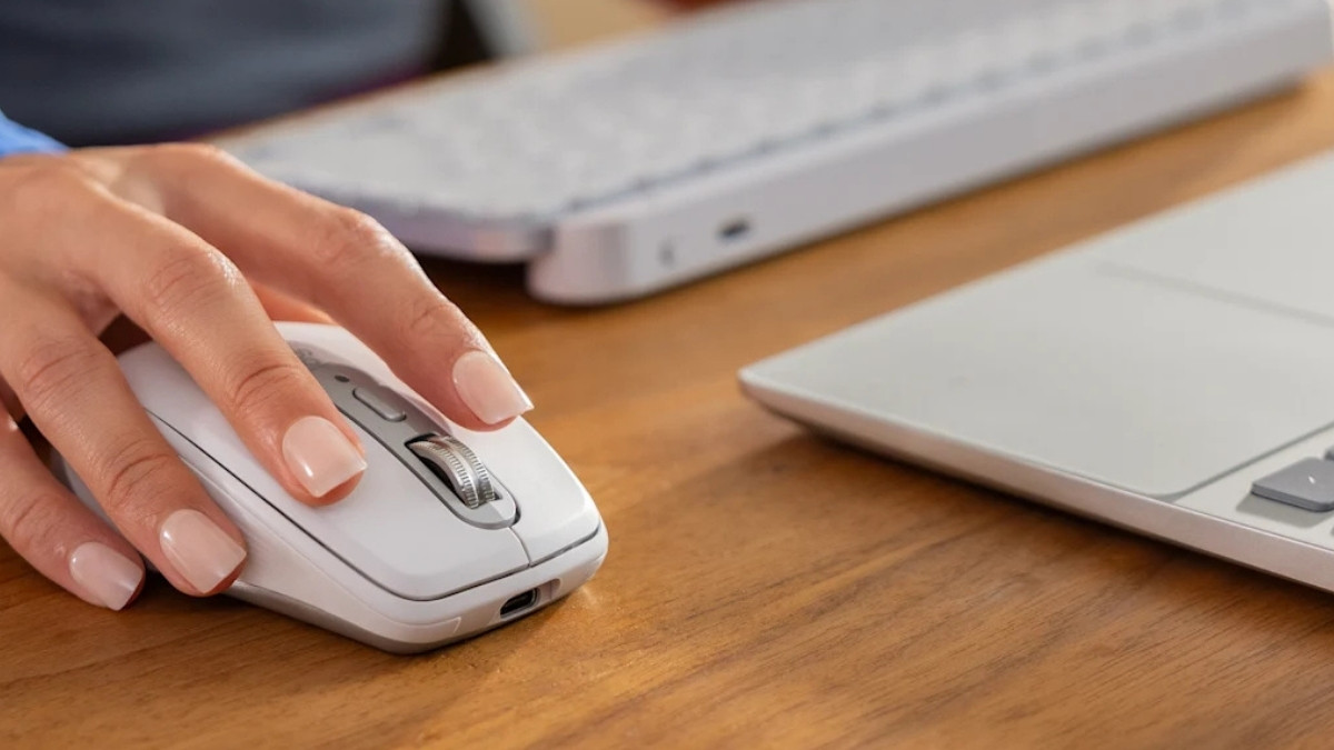 Chuột không dây Logitech MX Anywhere 3S màu trắng