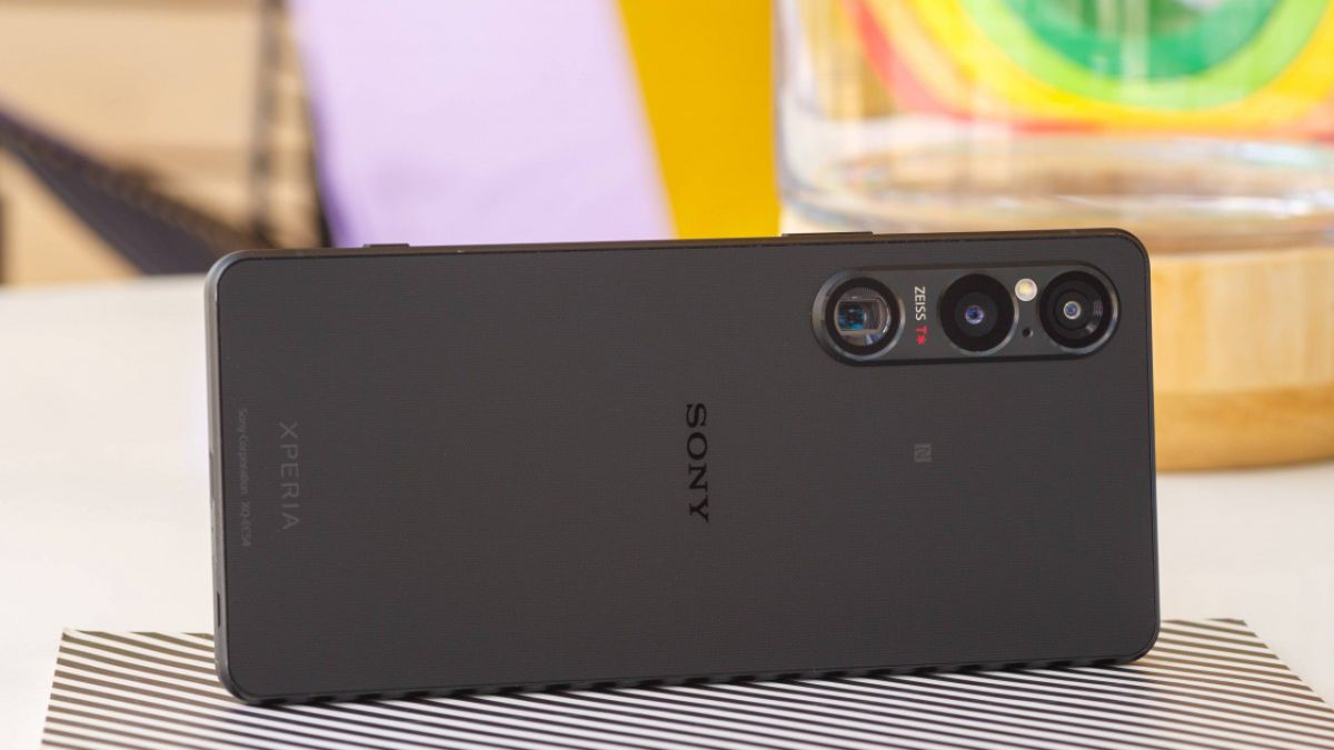 Điện thoại có camera zoom xa Sony Xperia 1 VI