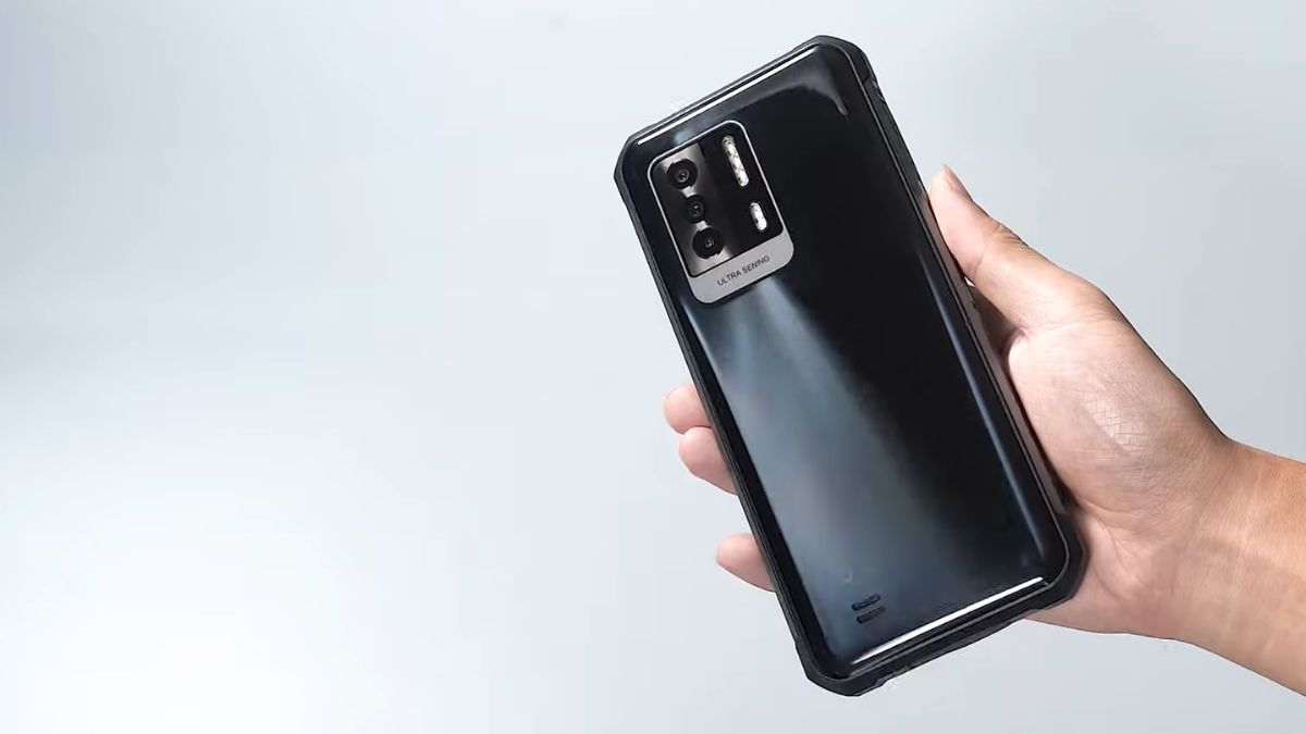 Điện thoại pin khoảng 8000mAh Oukitel WP17