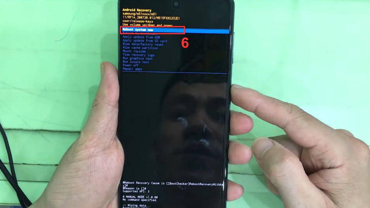 Khôi phục cài đặt gốc khi điện thoại Samsung bị đơ hay treo màn hình - bước 3