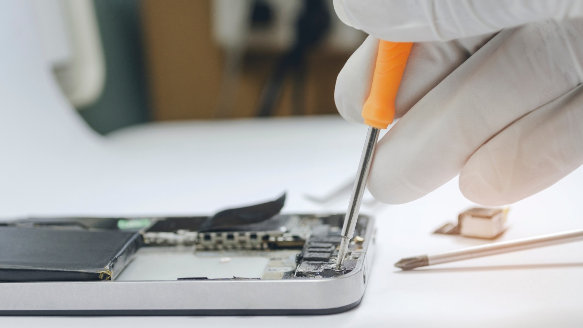 Điện thoại vui là mới sửa chữa iPhone 12 Pro Max bị đơ màn hình