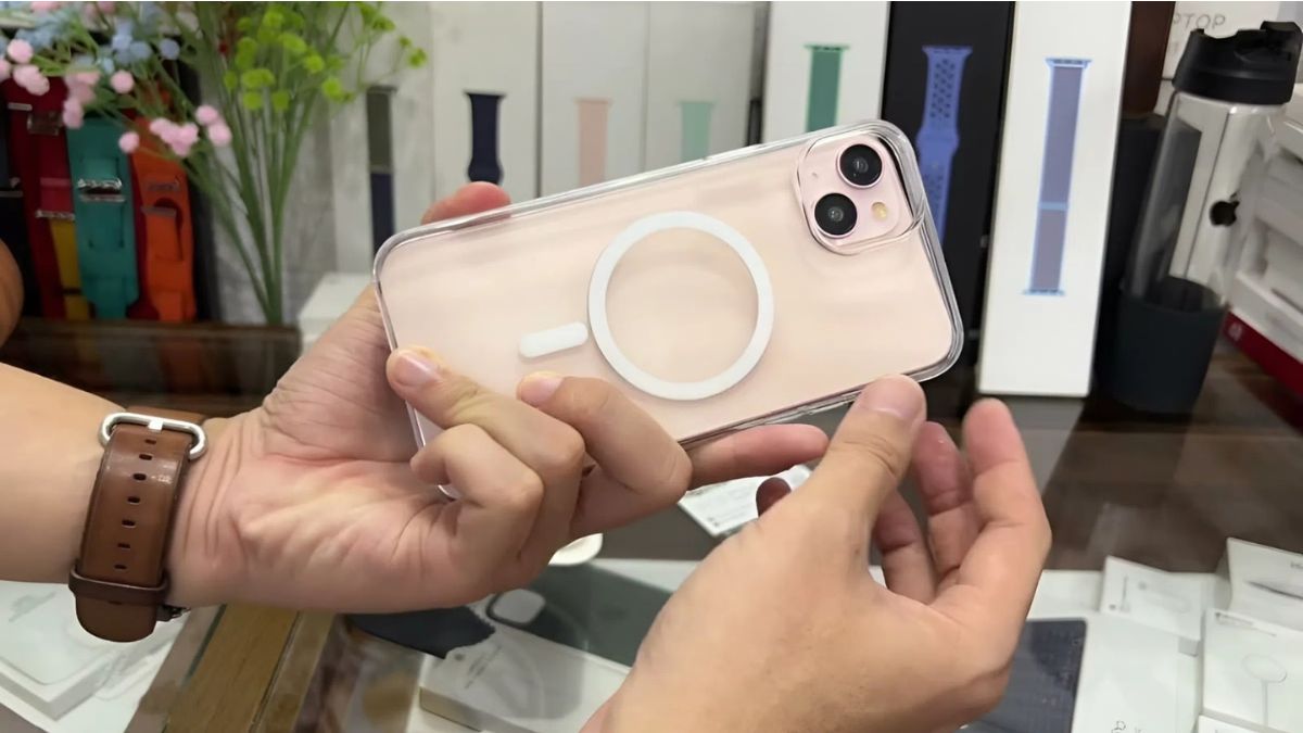 Khắc phục iPhone bị loạn cảm ứng bằng cách tháo ốp lưng