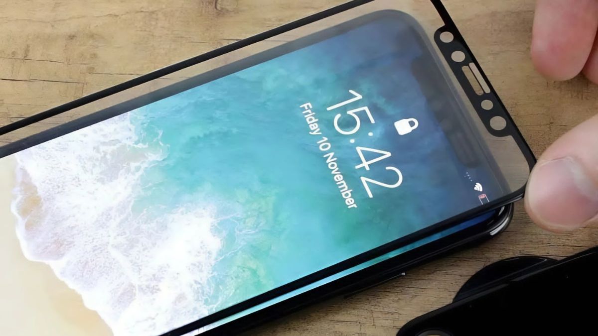 Khắc phục iPhone bị loạn cảm ứng bằng cách tháo cường lực