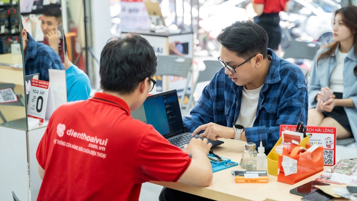 Mang đến Điện Thoại Vui để sửa lỗi iPhone không lên màn hình