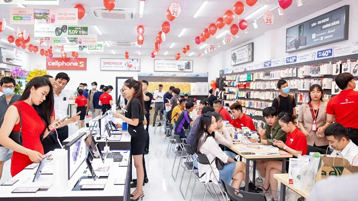 CellphoneS là địa chỉ mua camera trong nhà giá tốt nhất