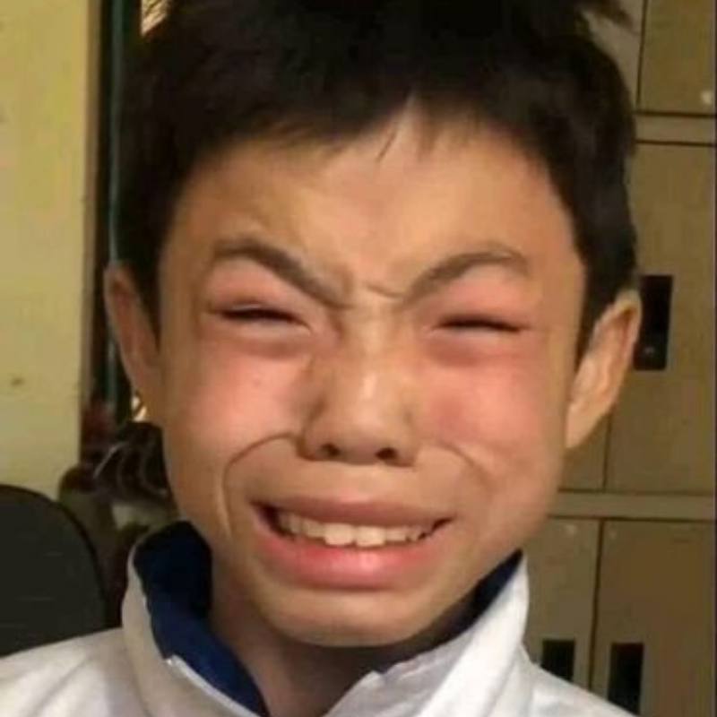 Ảnh meme khóc lạnh lùng