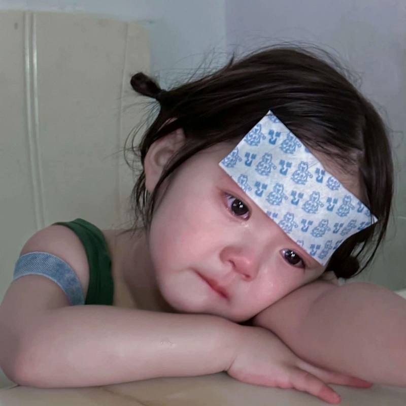 Ảnh meme khóc mất niềm tin