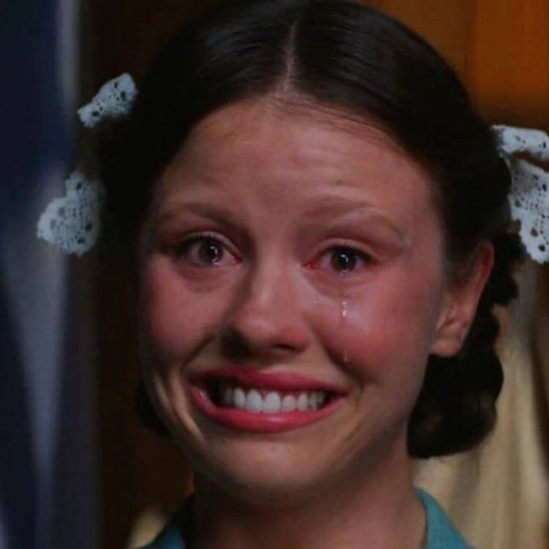 Ảnh meme khóc lặng lẽ